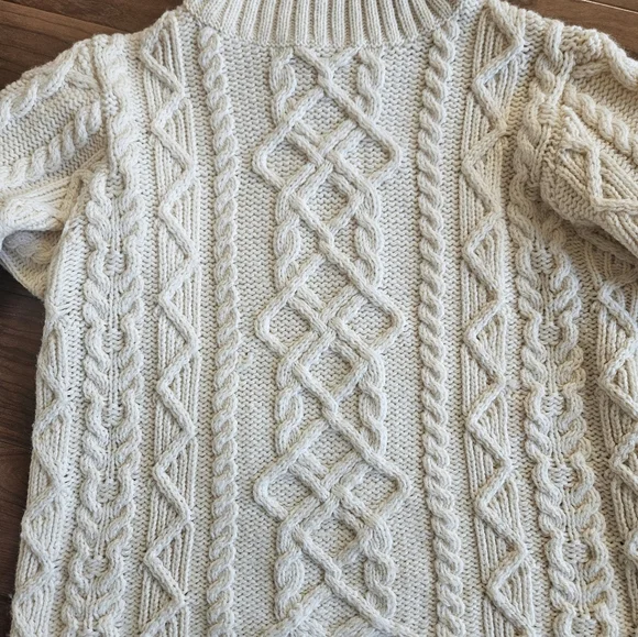 Paul James 100% Wool Cream Cable Knit Wool Sweater Large - Picture 2 of 5